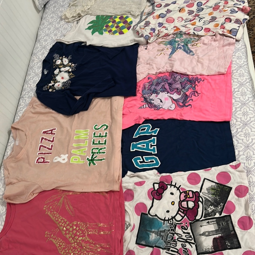 Girls tees lot of 10- size 5/6 read description